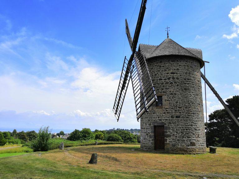 Sur la route des moulins